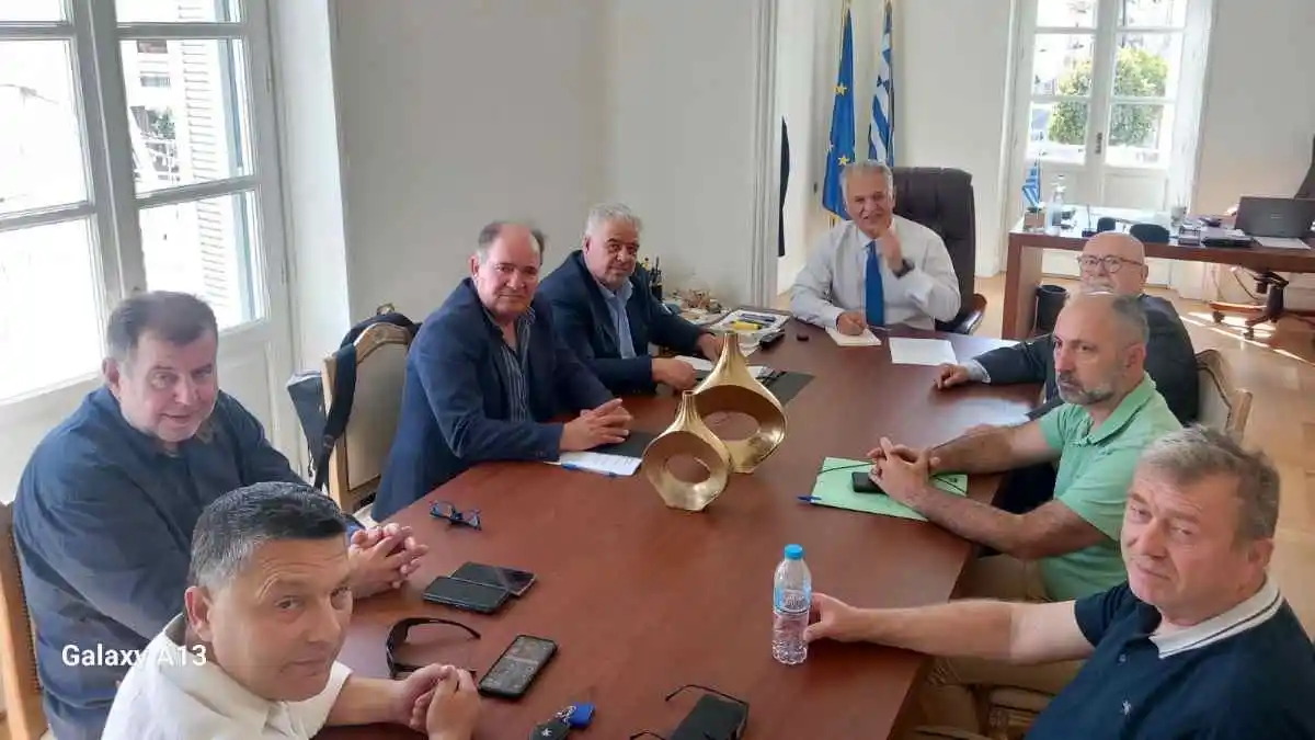 Τι συζήτησαν Ομοσπονδία Εμπορικών Σωματείων με τον Περιφερειάρχη