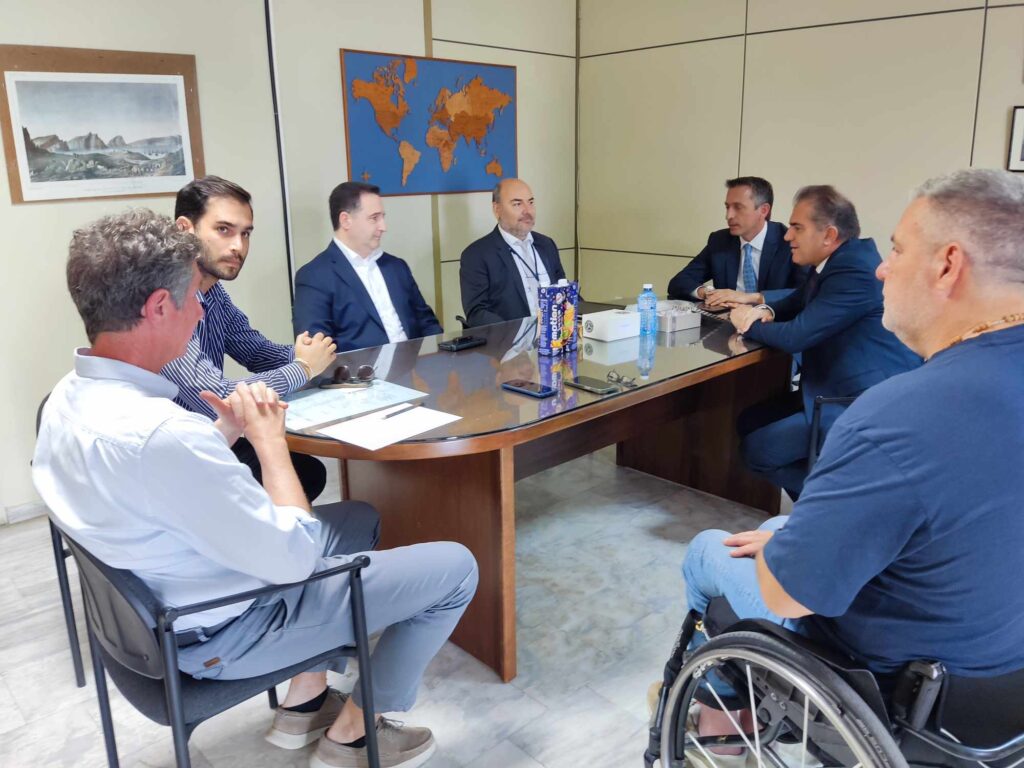 Σύσκεψη για το αεροδρόμιο Καλαμάτας