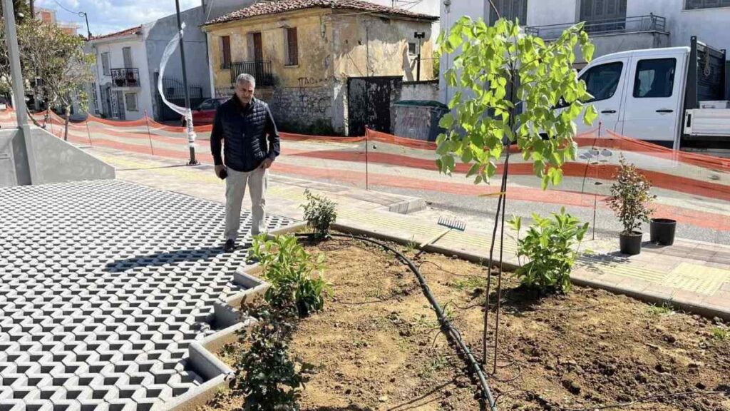 Πλατεία Αγία Βαρβάρα Τρίπολη Τζιούμης