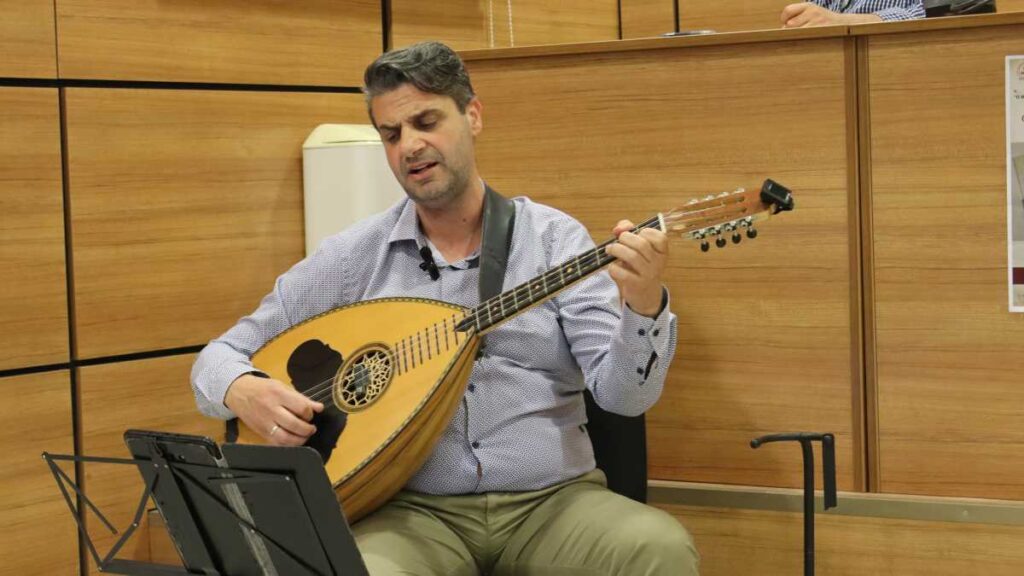 Παρουσίαση βιβλίου Γιάννη Ματθαιουδάκη "Ο νους μου τα βουνά κρατεί" - Βασίλης Καλαγκιάς