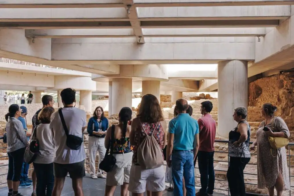 Παρουσίαση με θέμα «Υδάτινες Διαδρομές. Το νερό από τη φύση στον μύθο και την πόλη», «Μουσείο της Ανασκαφής»