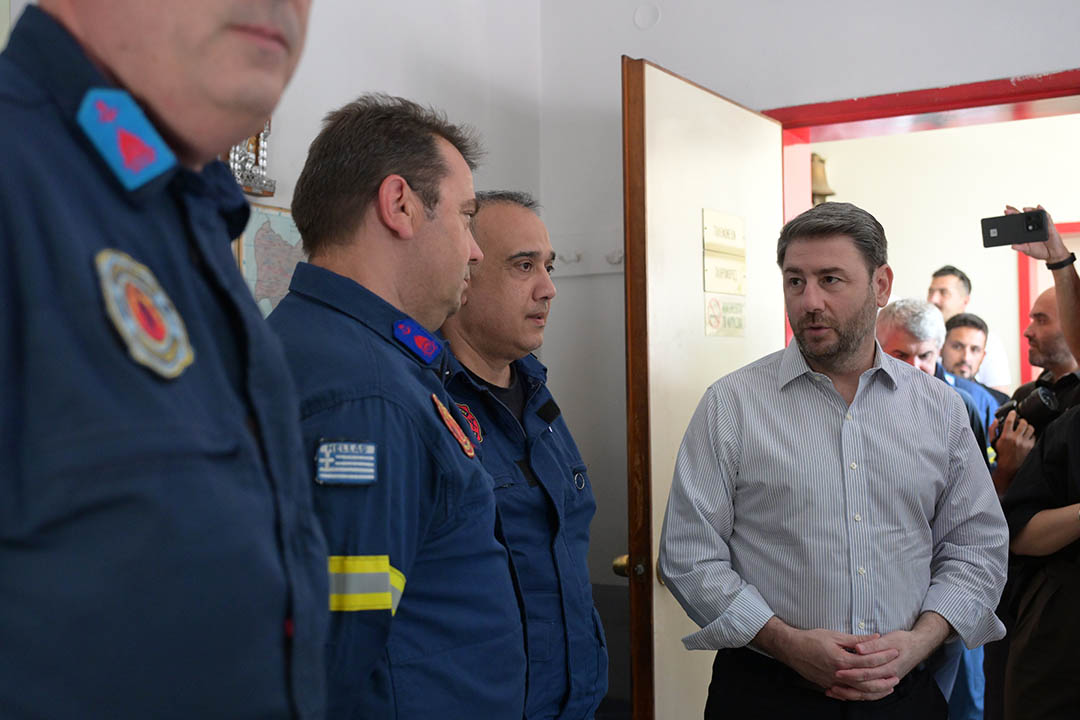 Ανδρουλάκης: Τα είπε με πυροσβέστες στην Τρίπολη πριν τη Συνδιάσκεψη