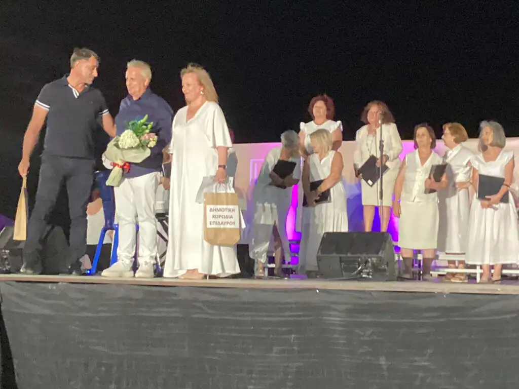 Η Δημοτική Χορωδία Επιδαύρου στο Βραχάτι