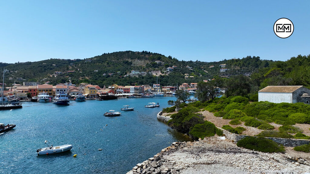 Γάιος Παξών
