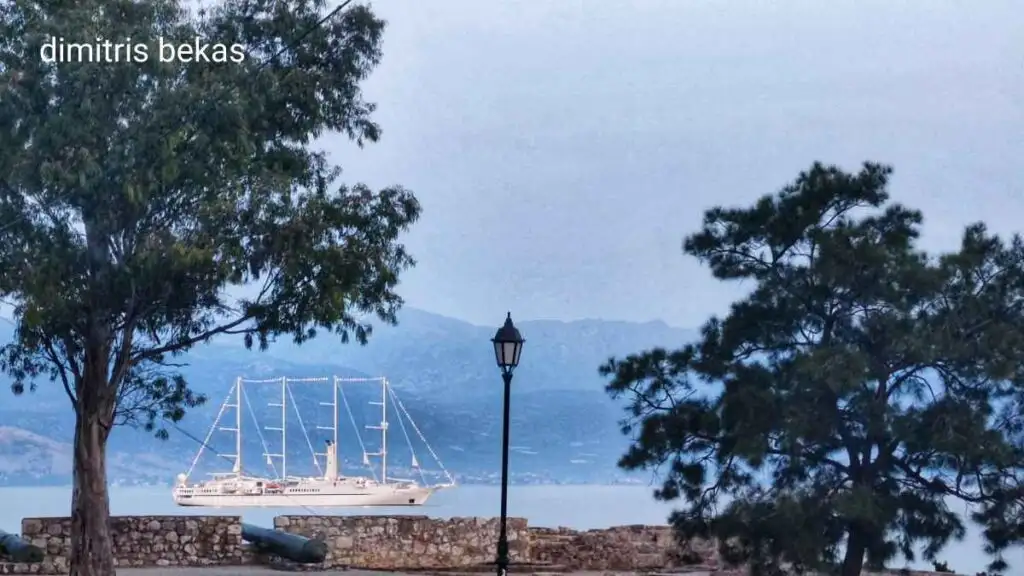 Ιστιοφόρο Ναύπλιο