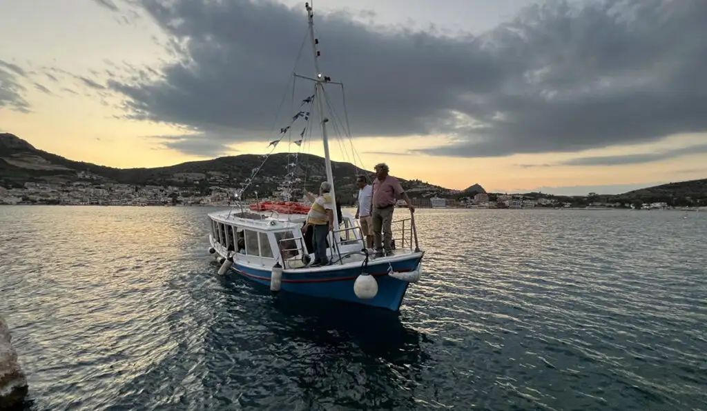 Καραβάκι Τολό