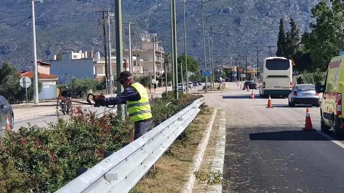 Εργασίες καθαρισμού στην Περιφερειακή Ενότητα Κορινθίας
