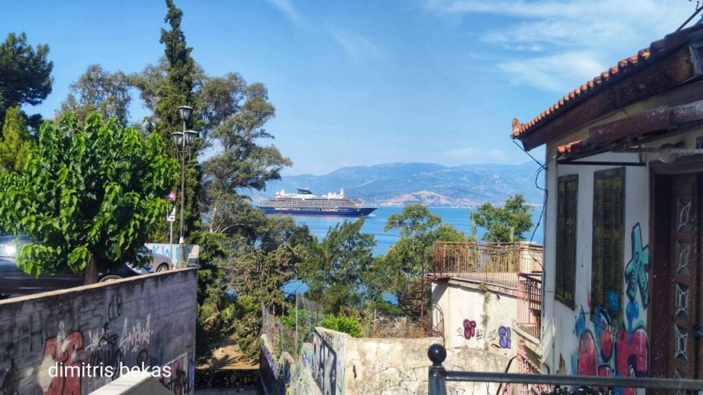 Explora I κρουαζιερόπλοιο Ναύπλιο - krouazieroploio nafplio