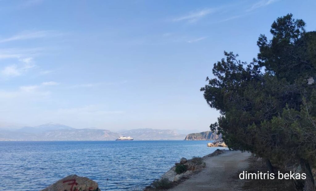 Explora I κρουαζιερόπλοιο Ναύπλιο - krouazieroploio nafplio