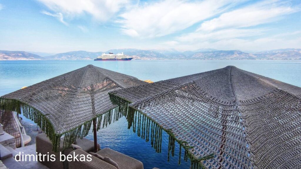 Explora I κρουαζιερόπλοιο Ναύπλιο - krouazieroploio nafplio