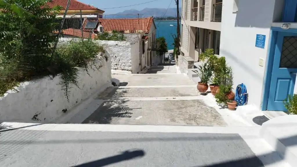 Λύματα στην Παλιά Πόλη Ναυπλίου / ΦΩΤΟ: anagnostis