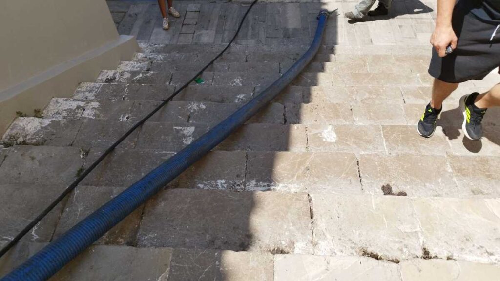 Λύματα στην Παλιά Πόλη Ναυπλίου