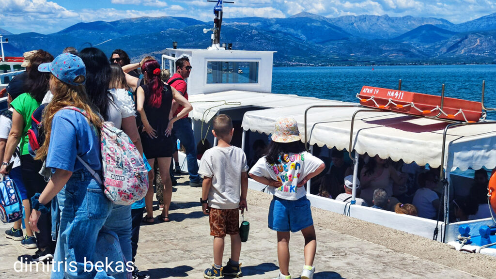 Τουρίστες στο Ναύπλιο την 1η Ιουνίου 2025