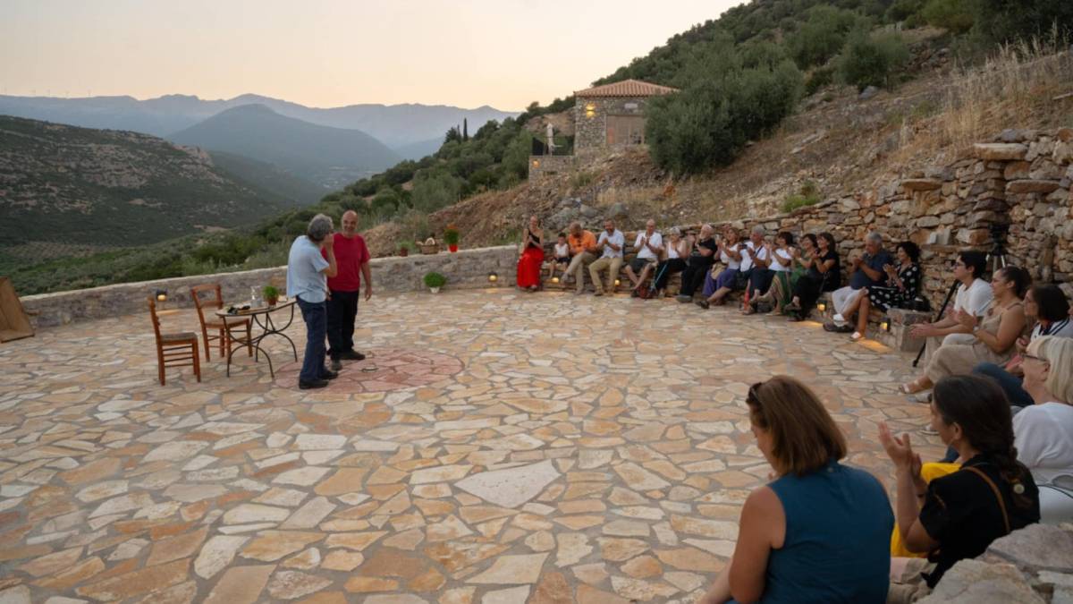 Στη Χούνη ανθίζει η τέχνη