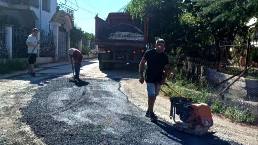 Εργασίες ασφαλτόστρωσης στο Άργος