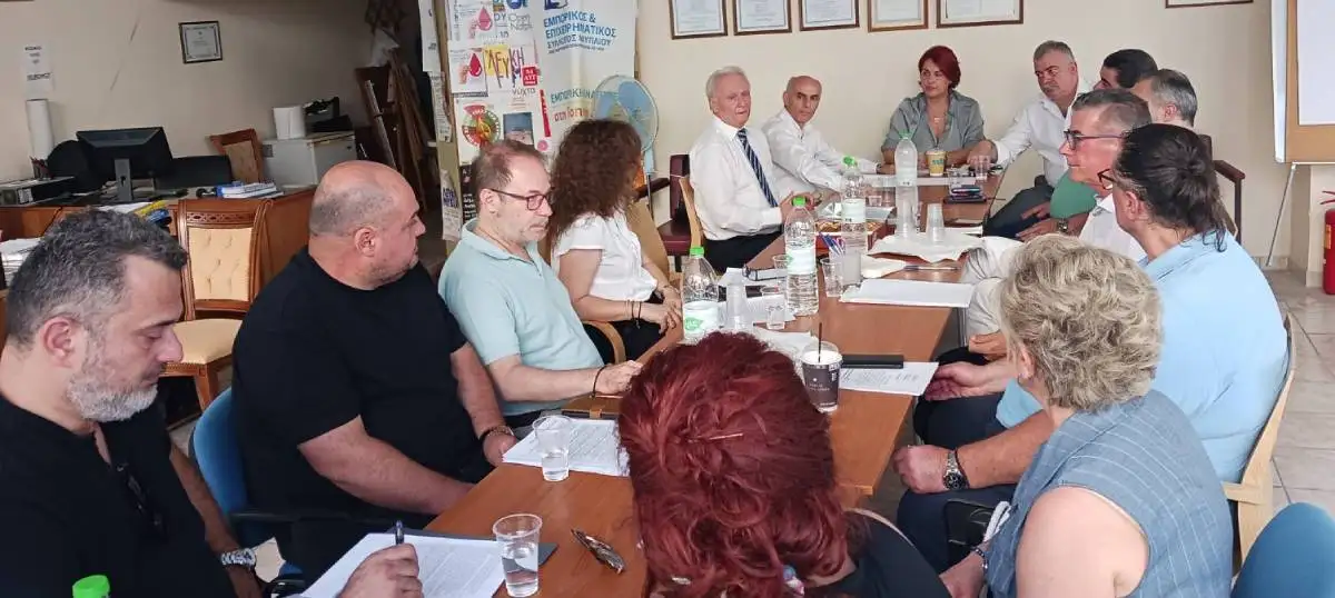 Συνάντηση βουλευτών Αργολίδας με τους τρεις Εμπορικούς Συλλόγους της Αργολίδας