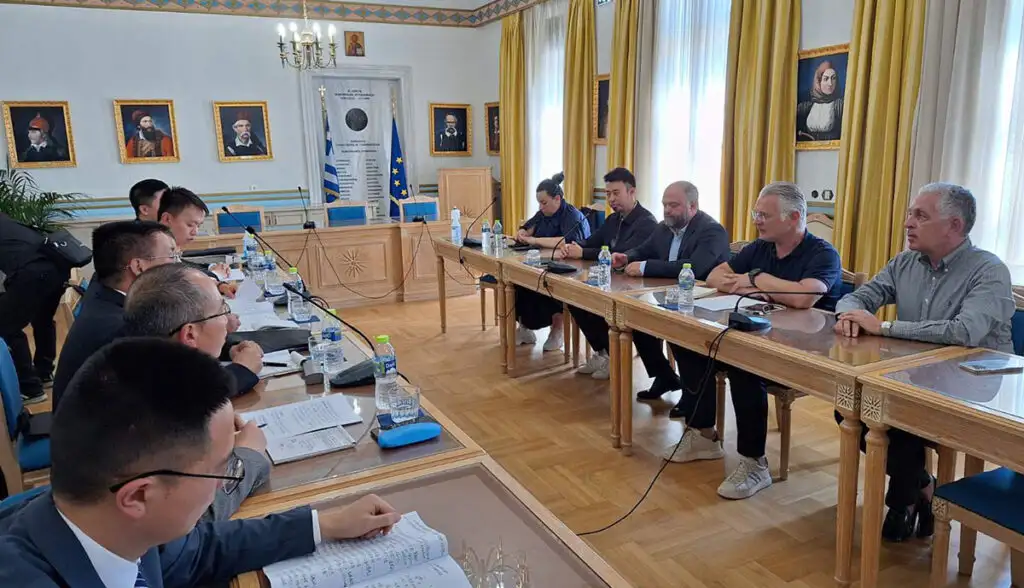 Η Περιφέρεια Πελοποννήσου υποδέχθηκε αντιπροσωπεία της Επαρχίας Γκουιζού της Κίνας