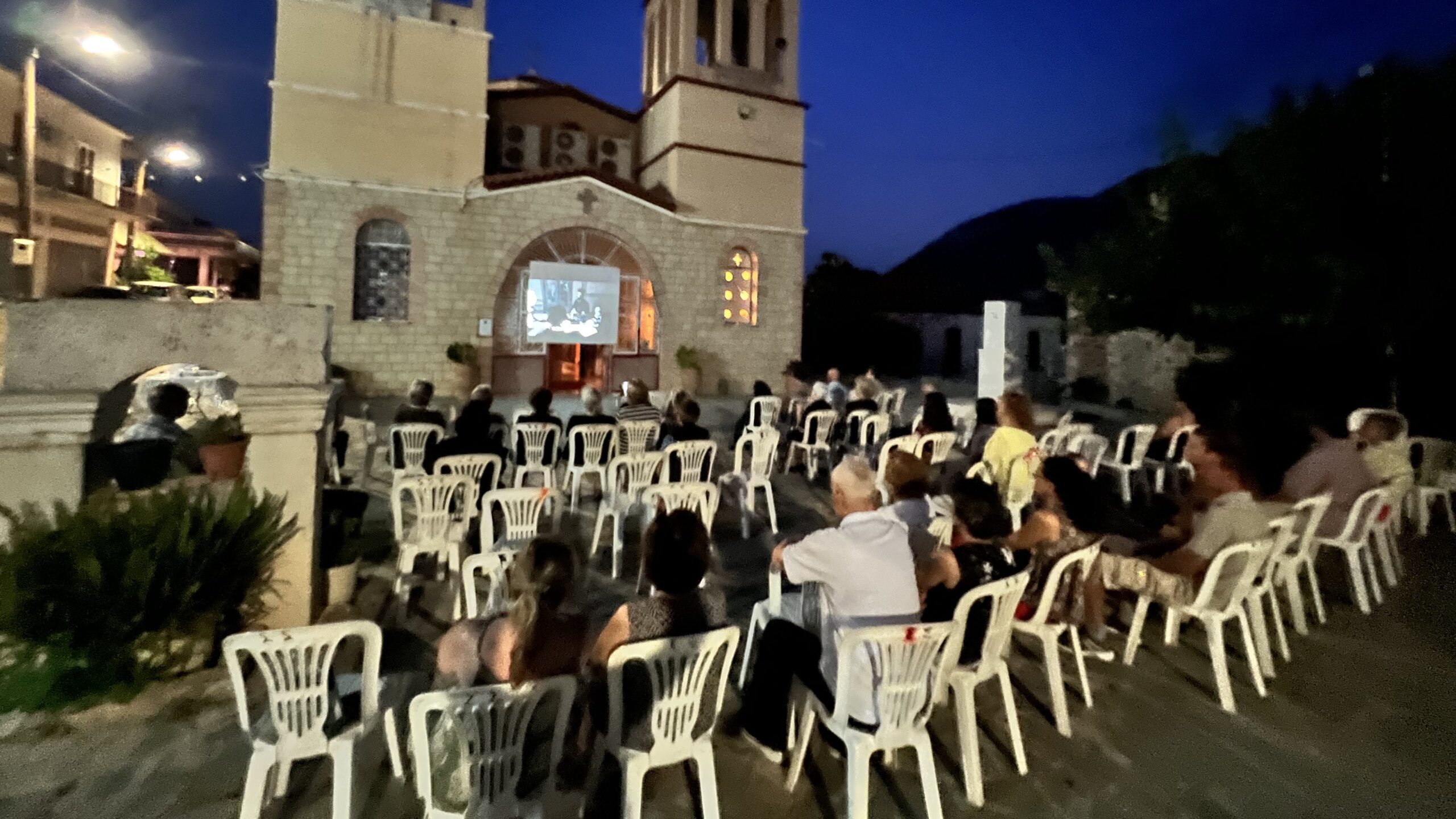 «Ο Άνθρωπος του Θεού» άγγιξε τις ψυχές των πιστών στη Λυρκεία