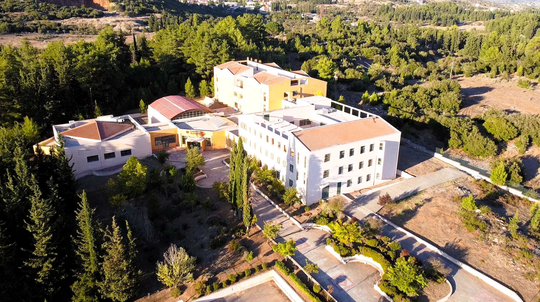 Μεταπτυχιακό στις σύγχρονες ασύρματες επικοινωνίες από το Πανεπιστήμιο Πελοποννήσου