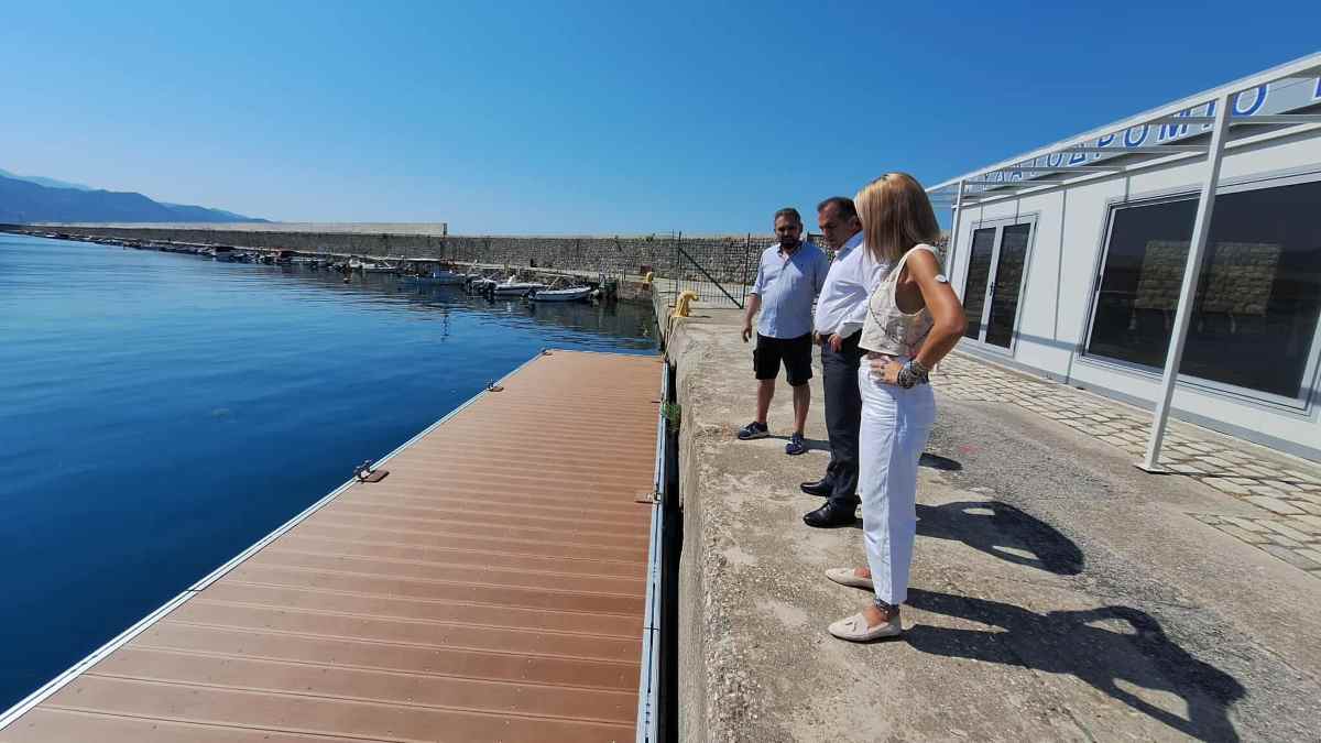 Υδατοδρόμιο Καλαμάτας: Τοποθετήθηκε η πλωτή προβλήτα