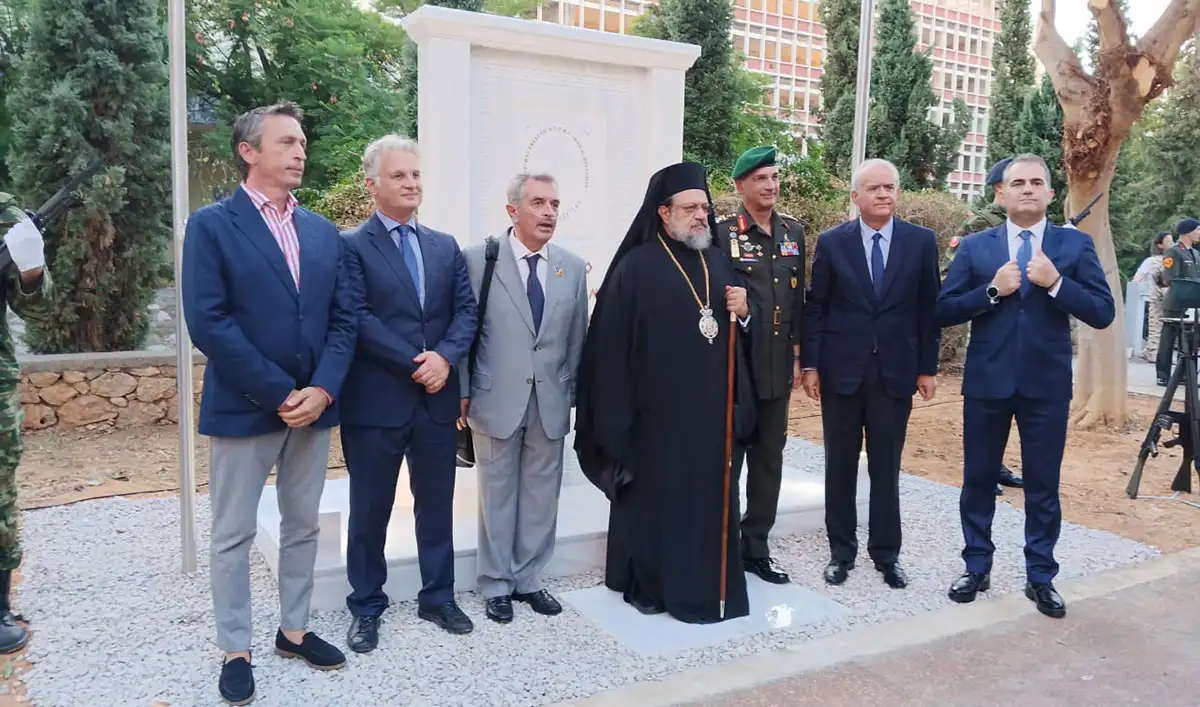 Αποκαλυπτήρια μνημείου πεσόντων εφέδρων Αξιωματικών στην Καλαμάτα