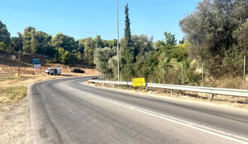 Παρεμβάσεις καθαρισμού και αναβάθμισης οδικού δικτύου στην ΠΕ Αργολίδας από την Περιφέρεια Πελοποννήσου