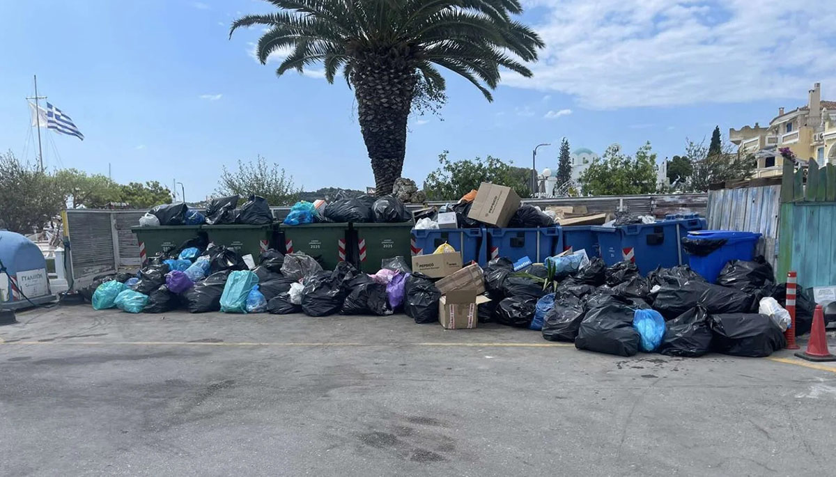 Όχι στη στοχοποίηση επαγγελματιών για τα σκουπίδια στο Πόρτο Χέλι