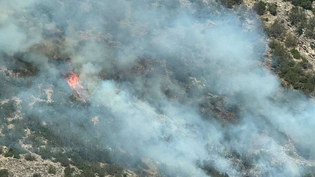 Λήξη συναγερμού για το διπλό πύρινο μέτωπο στην Κορινθια