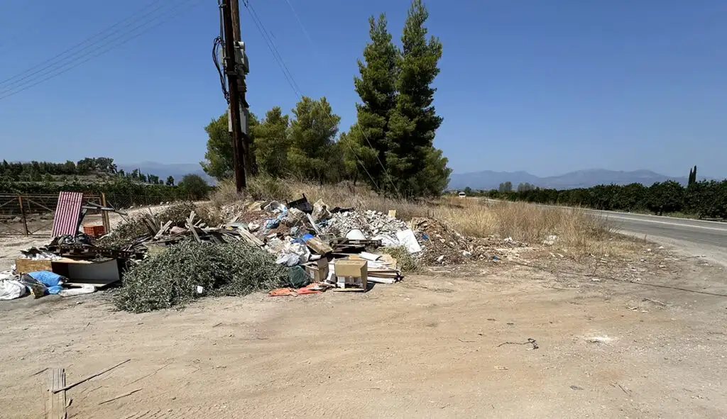Χωματερή στη Νέα Τίρυνθα