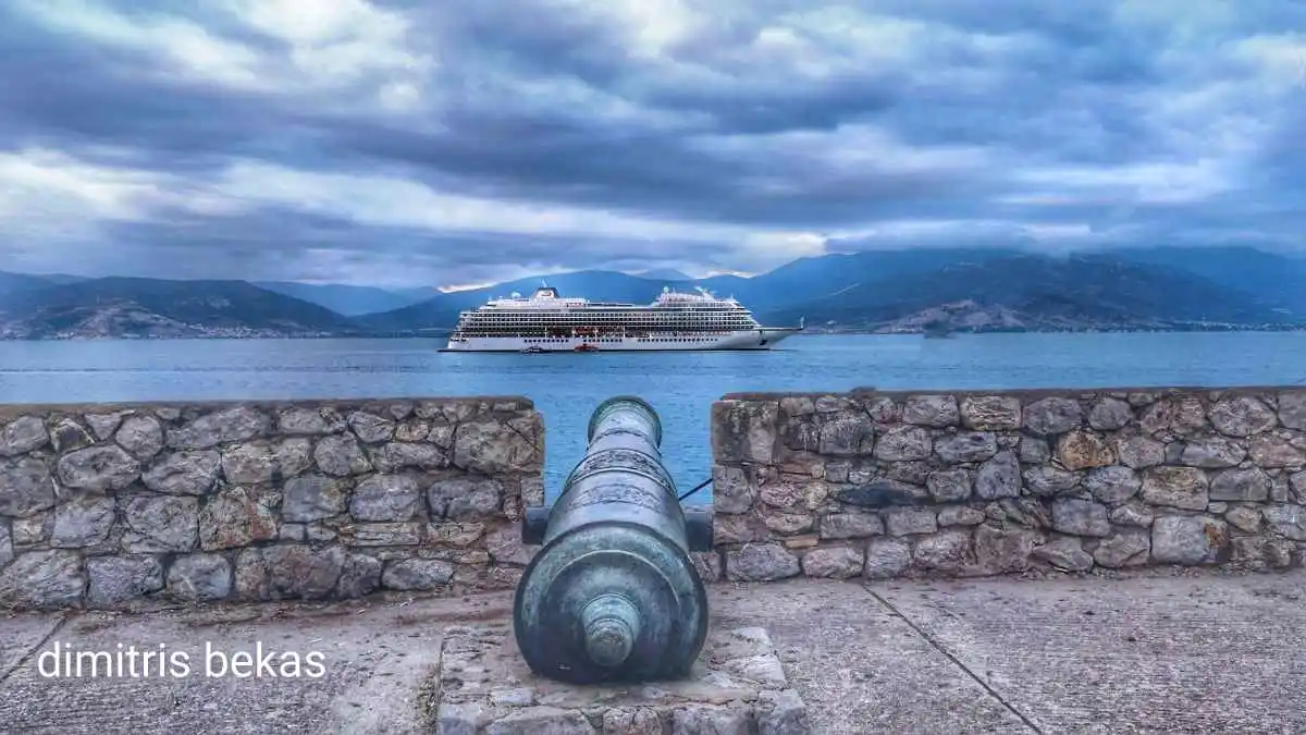 Το κρουαζιερόπλοιο Viking Sea στο Ναύπλιο
