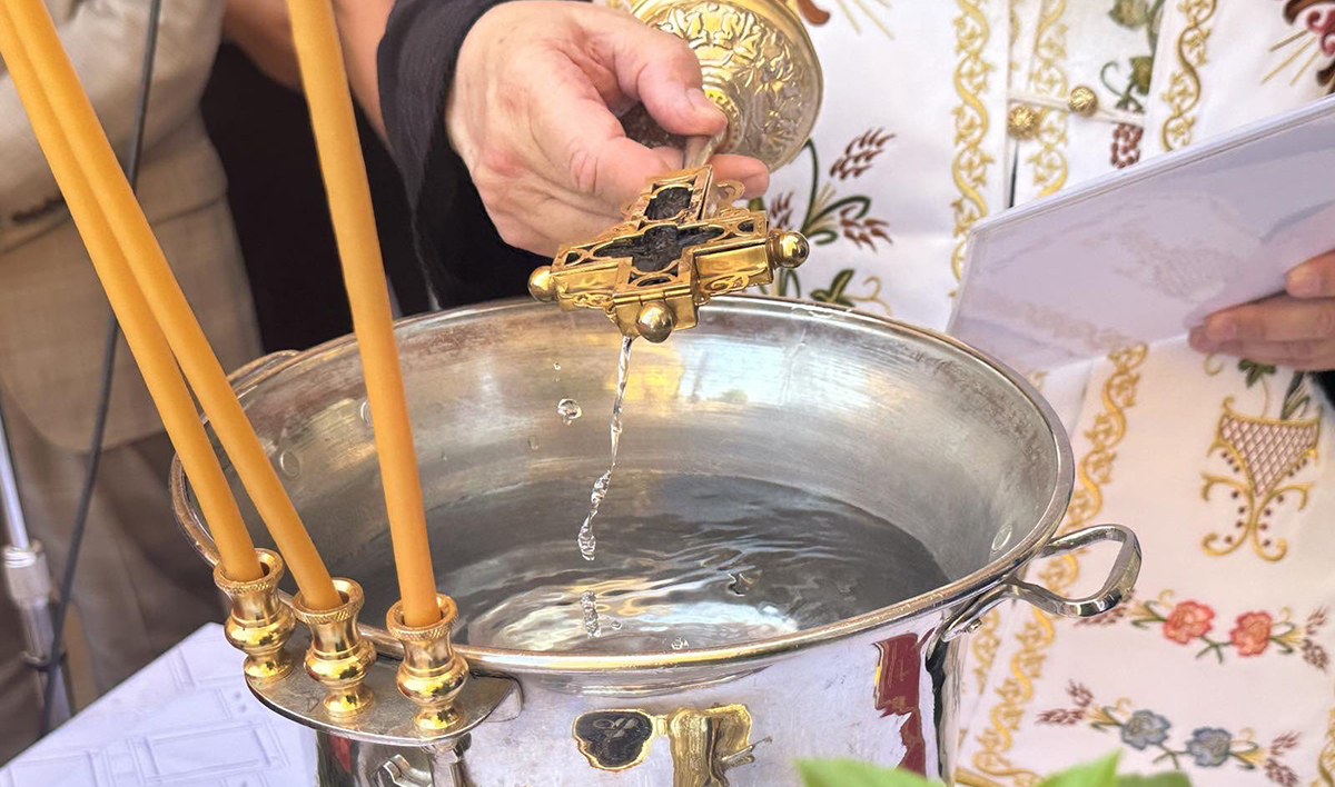 Αγιασμός και κέρασμα στο ΚΑΠΗ Άργους