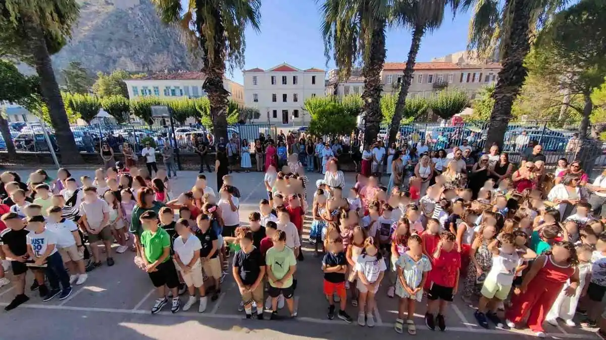 Η Περιφέρεια Πελοποννήσου δίπλα σε μαθητές, γονείς και εκπαιδευτικούς