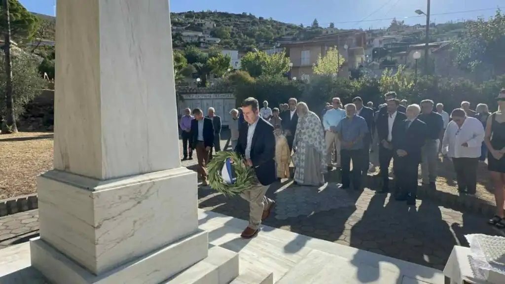 Αχλαδόκαμπος τιμή στος πεσόντες