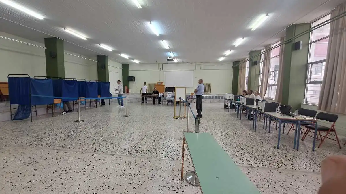 Η κάλπη που καίει: Δαμούλος και Βασιλόπουλος δίνουν τη μάχη στο ΕΒΕΑ – Δηλώσεις – πρόκληση από τους επικεφαλής