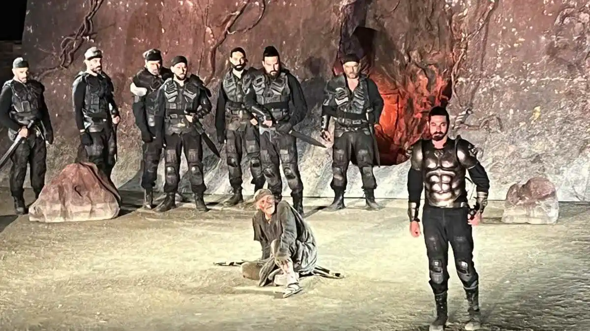 Με τον «Φιλοκτήτη» του Σοφοκλή έκλεισε το Πολιτιστικό Καλοκαίρι 2025 στο Αρχαίο Θέατρο Άργους
