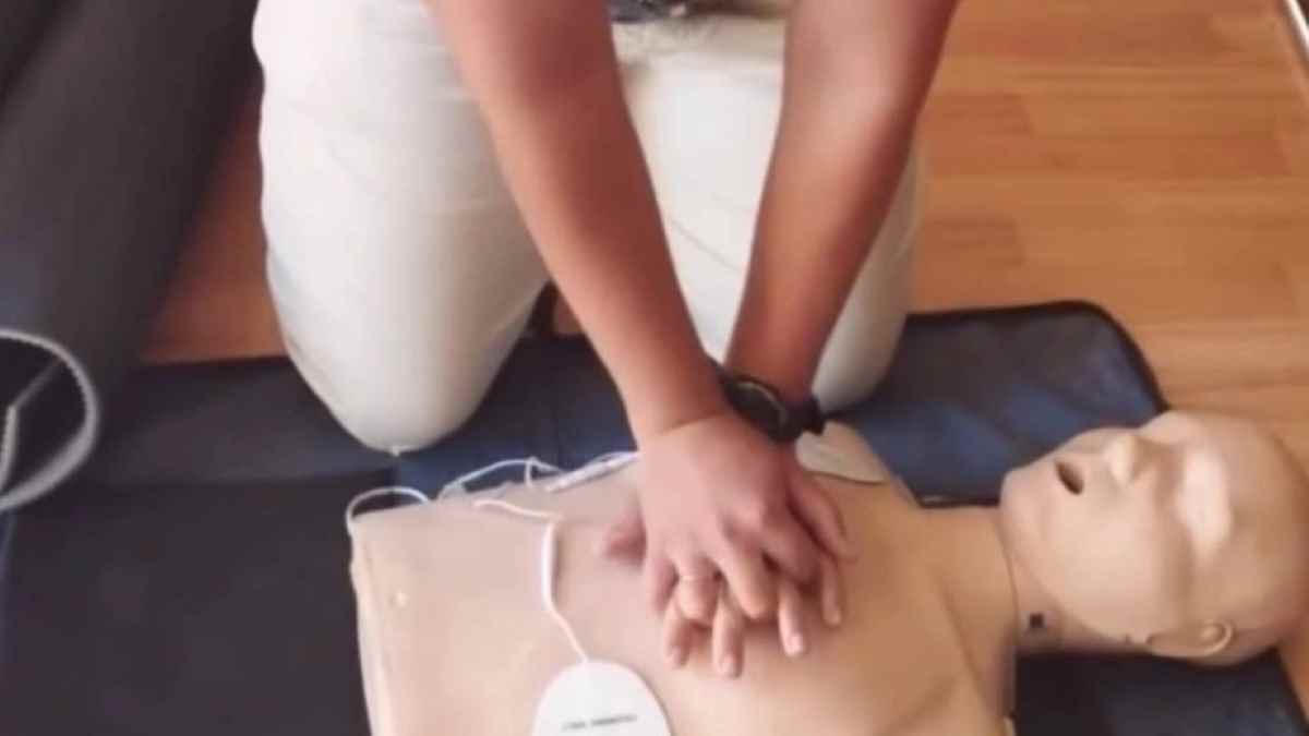 Εκπαίδευση ΚΑΡΠΑ και χρήσης απινιδωτή για τους υπαλλήλους αθλητισμού του Δήμου Άργους Μυκηνών