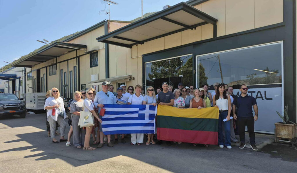lithouanoi anaptiksiaki parnona (1)