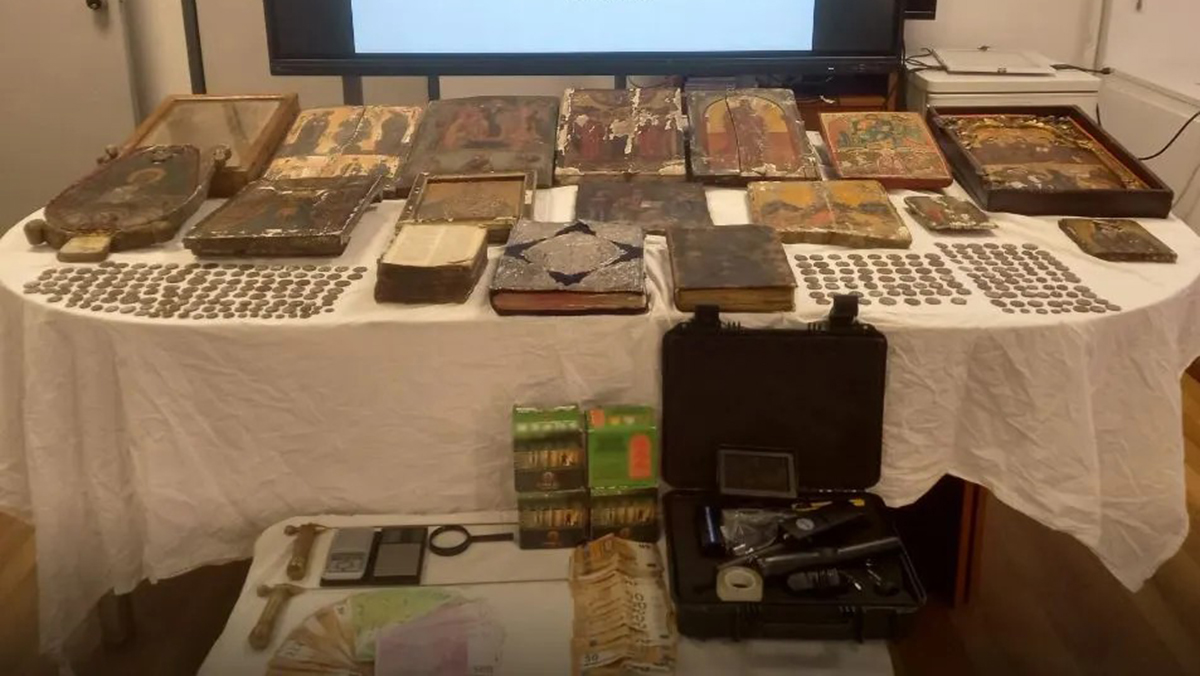 Καλάβρυτα: Πώς παγιδεύτηκε το κύκλωμα που ζητούσε 200.000 ευρώ για ιερά κειμήλια