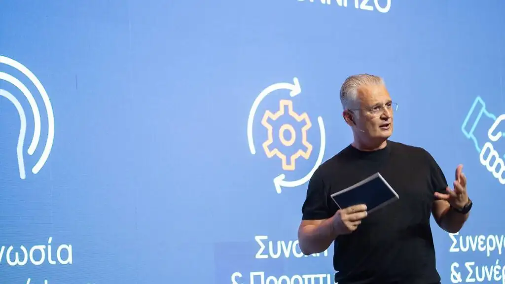 νέο λογότυπο Περιφέρειας Πελοποννήσου neo place brand perifereias peloponnisou
