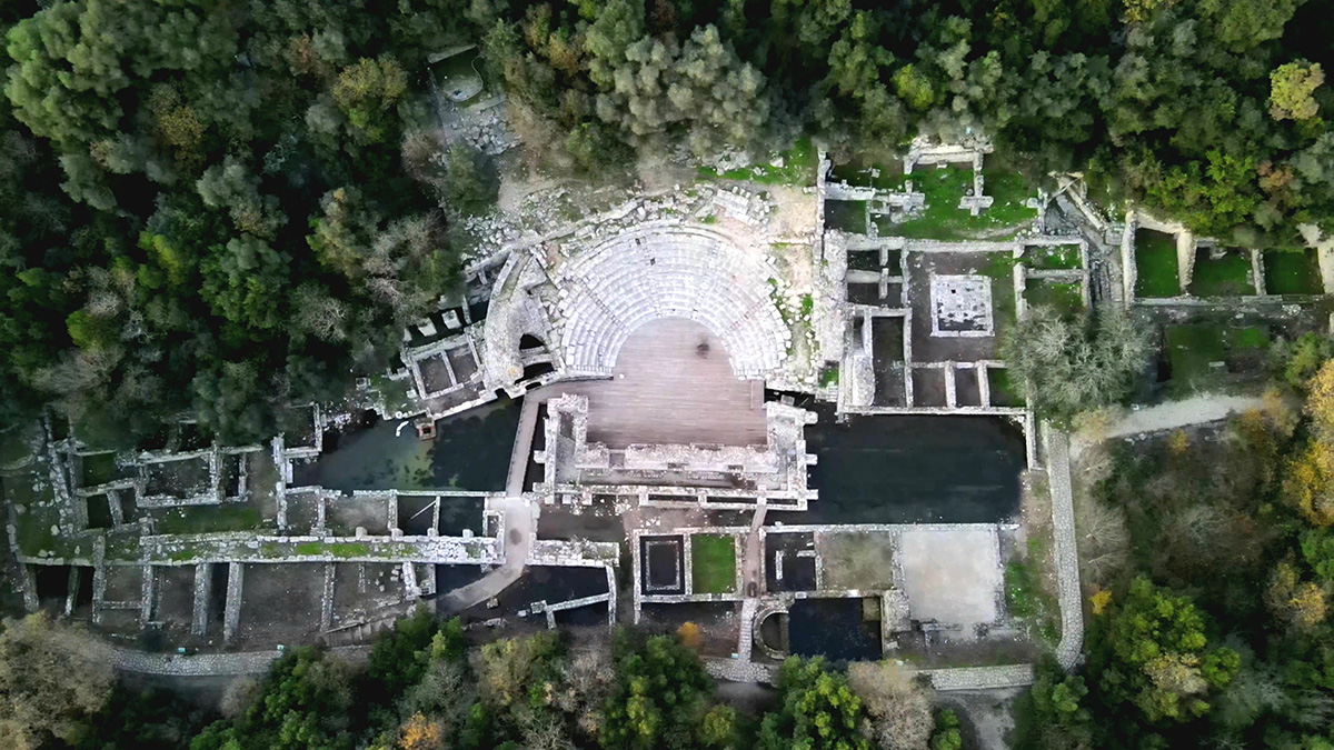 Βουθρωτό: Περπατώντας ανάμεσα σε ερείπια αιώνων (Βίντεο)