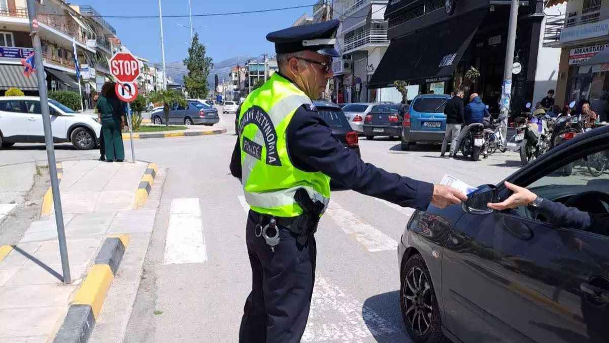 Νέος ΚΟΚ: Εντατικοί Έλεγχοι Τροχαίας σε Ναύπλιο & Άργος – Πρόστιμα για Ζώνες και Κινητό