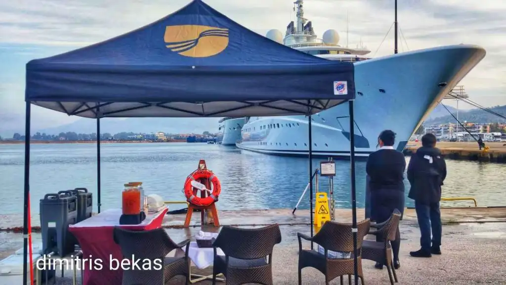 τεντες με ποτα καλωσορισματος