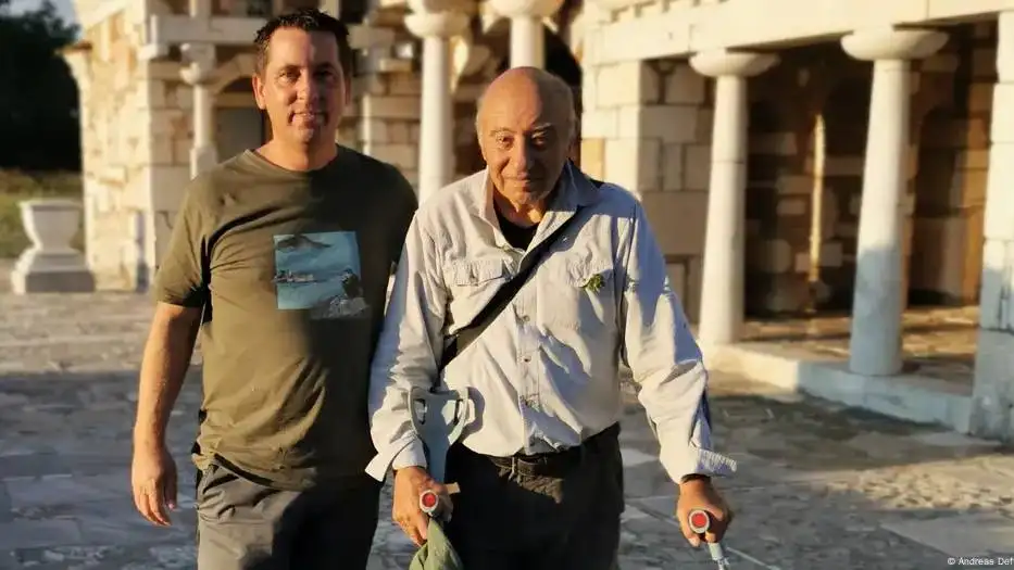 Αγάπη και Έρωτας Ντέφνερ