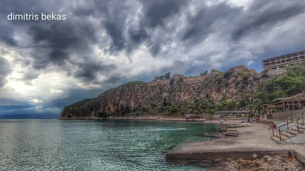 arvanitia nafplio paralia fthinoporo