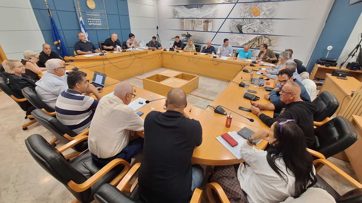Πώς ξηλώθηκε το πουλόβερ του Ορφανού. Ραγδαίες οι εξελίξεις στο Ναύπλιο