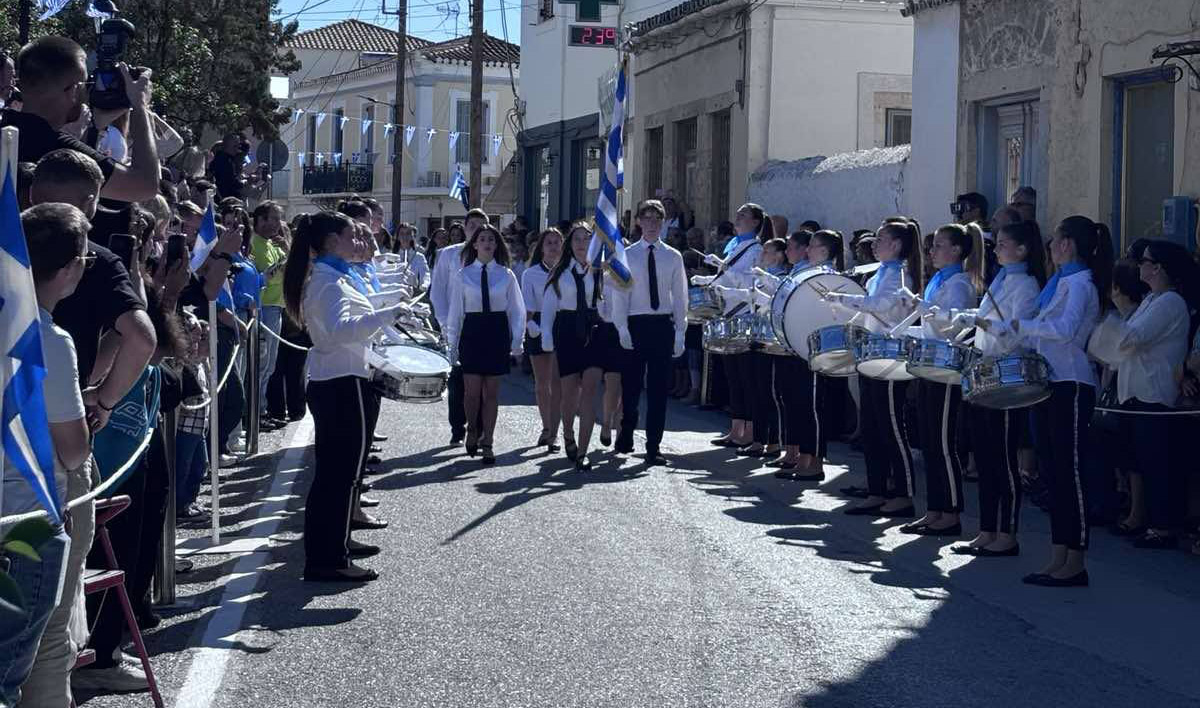 Το Κρανίδι τίμησε την 28η Οκτωβρίου με λαμπρή παρέλαση