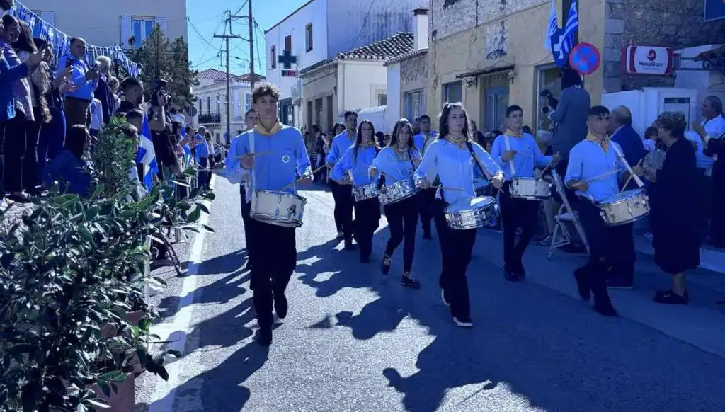 Η Ερμιονίδα τίμησε την 28η Οκτωβρίου με λαμπρή παρέλαση στο Κρανίδι