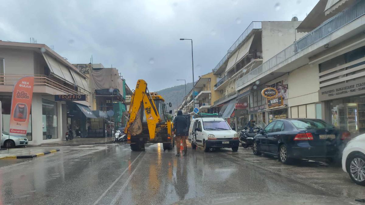 Ναύπλιο: Κυκλοφοριακό «έμφραγμα» στην οδό Άργους
