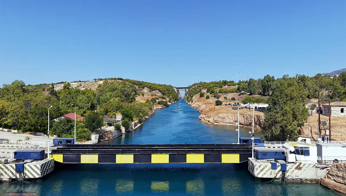 Το σημείο που ενώνει και χωρίζει Αττική και Πελοπόννησο (Βίντεο)