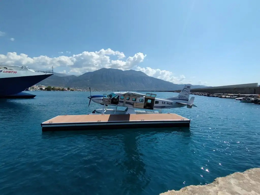 Η Κυλλήνη εγκαινιάζει νέα εποχή με υδροπλάνα